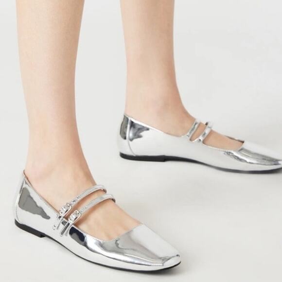NWOB Steve Madden Silver Alisah Ballet Flats - Picture 1 of 8